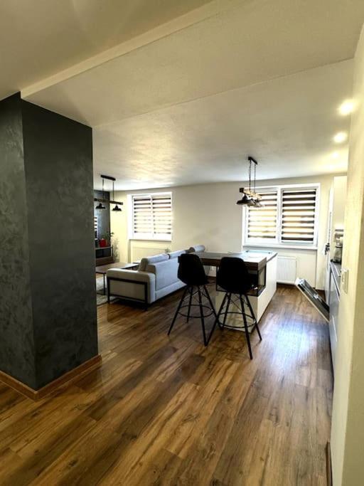 Modern Apartment In City Centre Banska Bystrica Luaran gambar